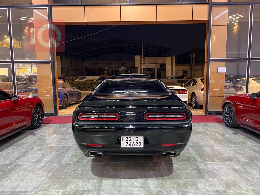 Dodge Challenger